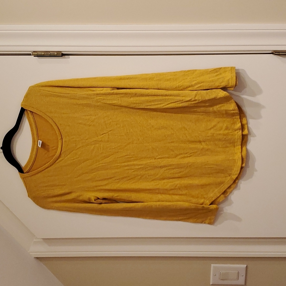 Basic sweater